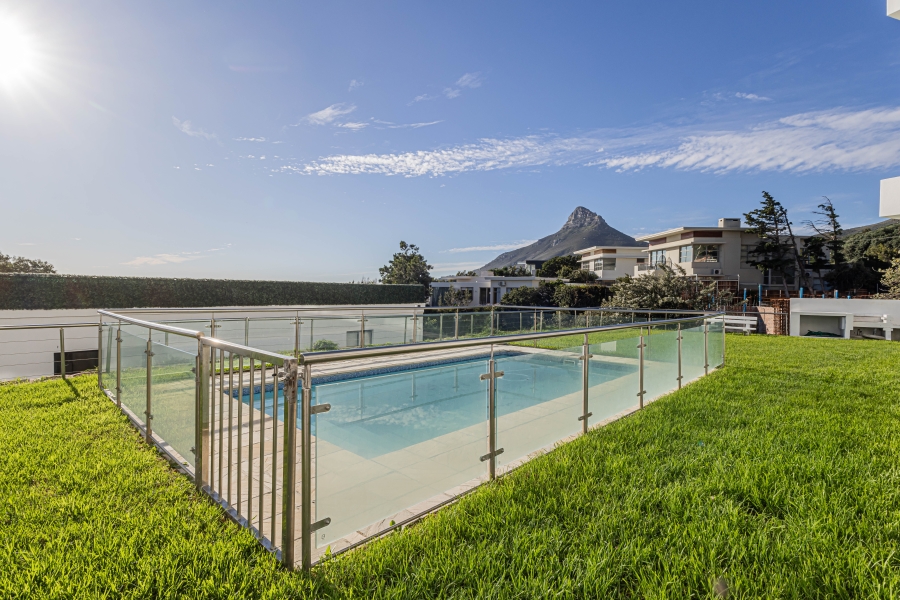 To Let 2 Bedroom Property for Rent in Camps Bay Western Cape